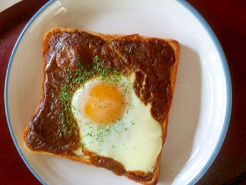 エッグカレートースト